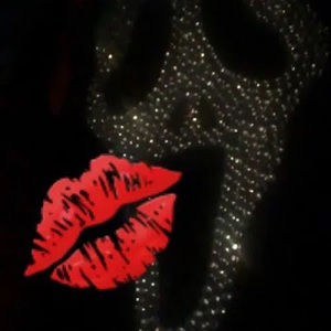 Meet your Posher, Yurrk